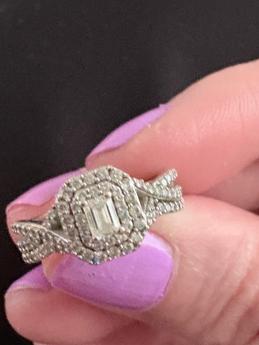 10K white gold and diamond ring
